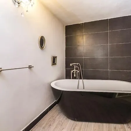 Villa Wanderlust Sitges Hills Exclusive Pool Only Families *